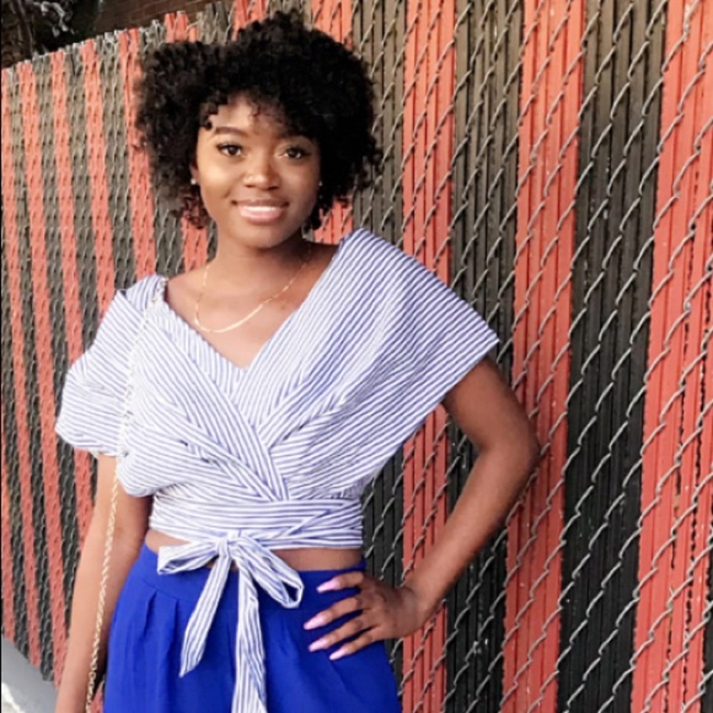 Blue stripe top